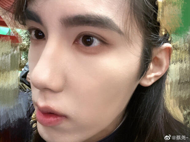 蔡尧- (Cai Yao Weibo)