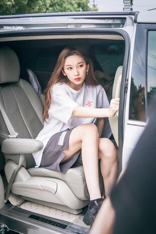 VisionsOfGideon丨刘令姿