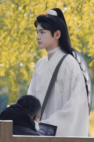 有就给你呗呗·翟潇闻