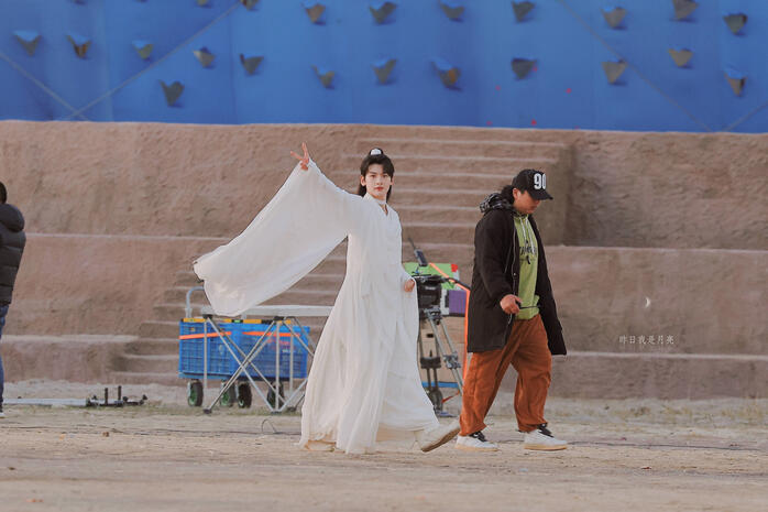 昨日我是月亮_0528